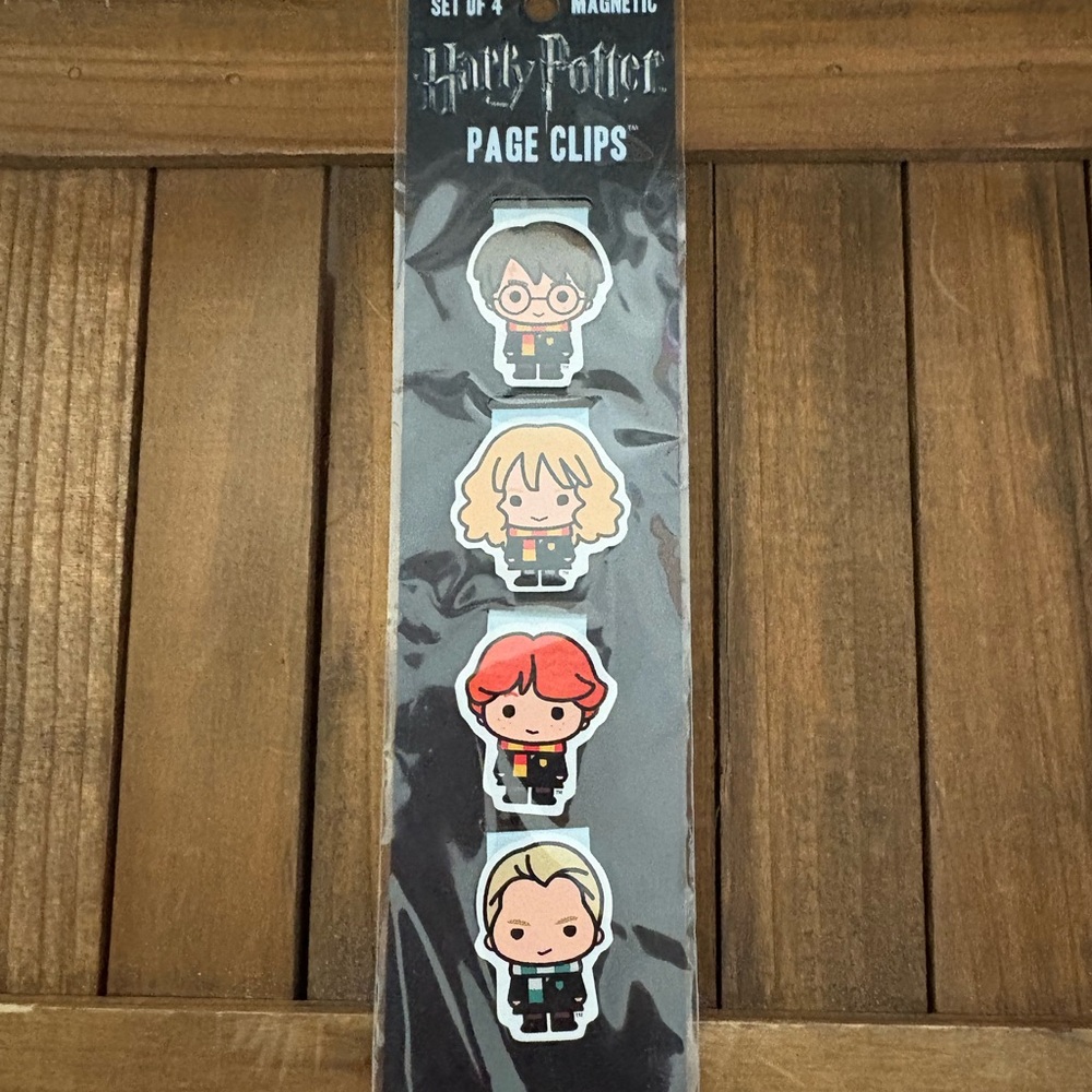 Harry Potter Magnetic Page Clips Set of 4 – Harry, Hermione, Ron, Draco – New